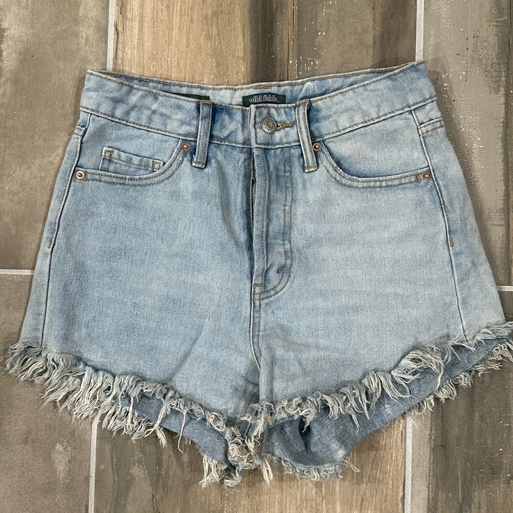 Wild Fable High Rise Button Fly Denim Shorts - Size 00 - Light Wash
